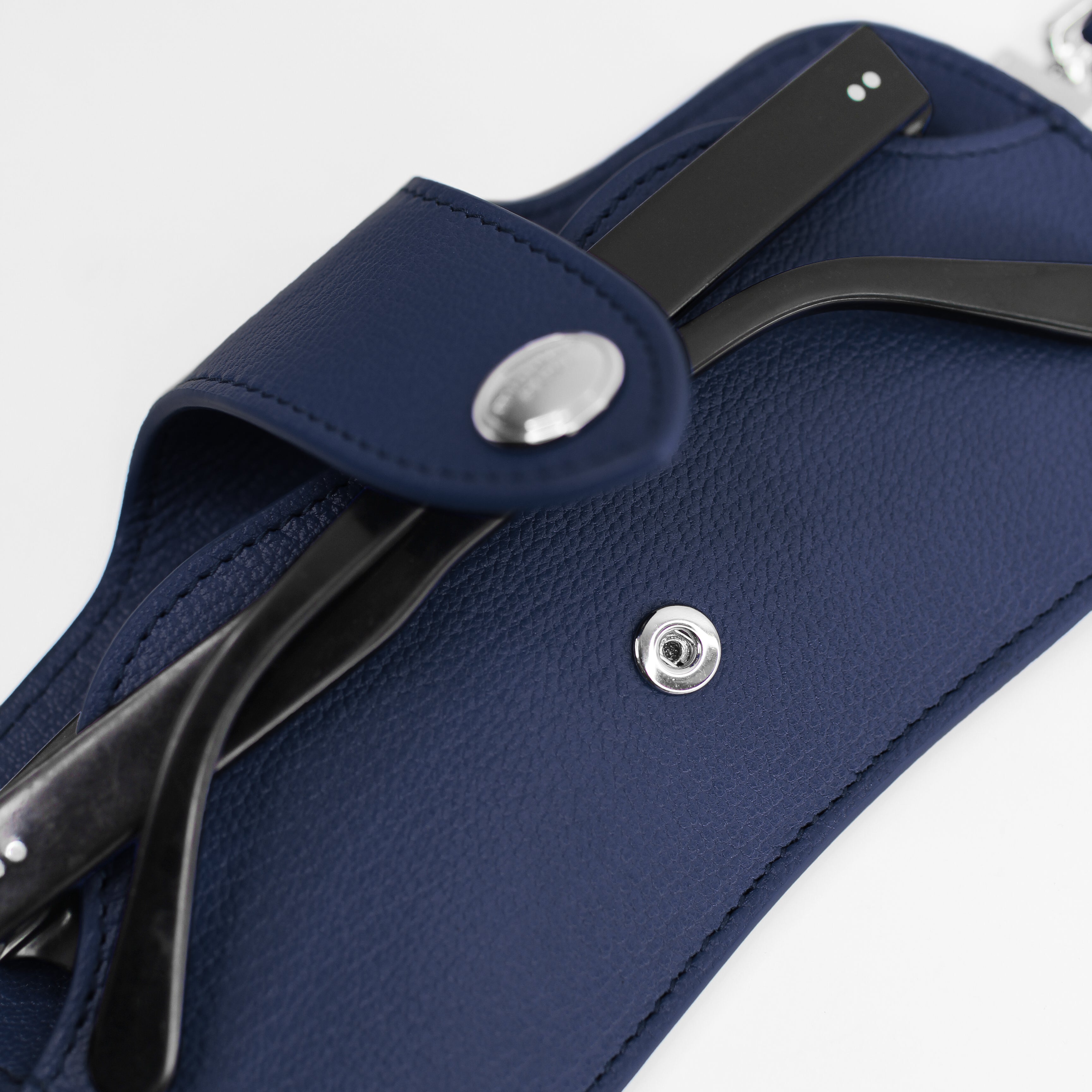 LEATHER GLASSES HOLDER NAVY BLUE
