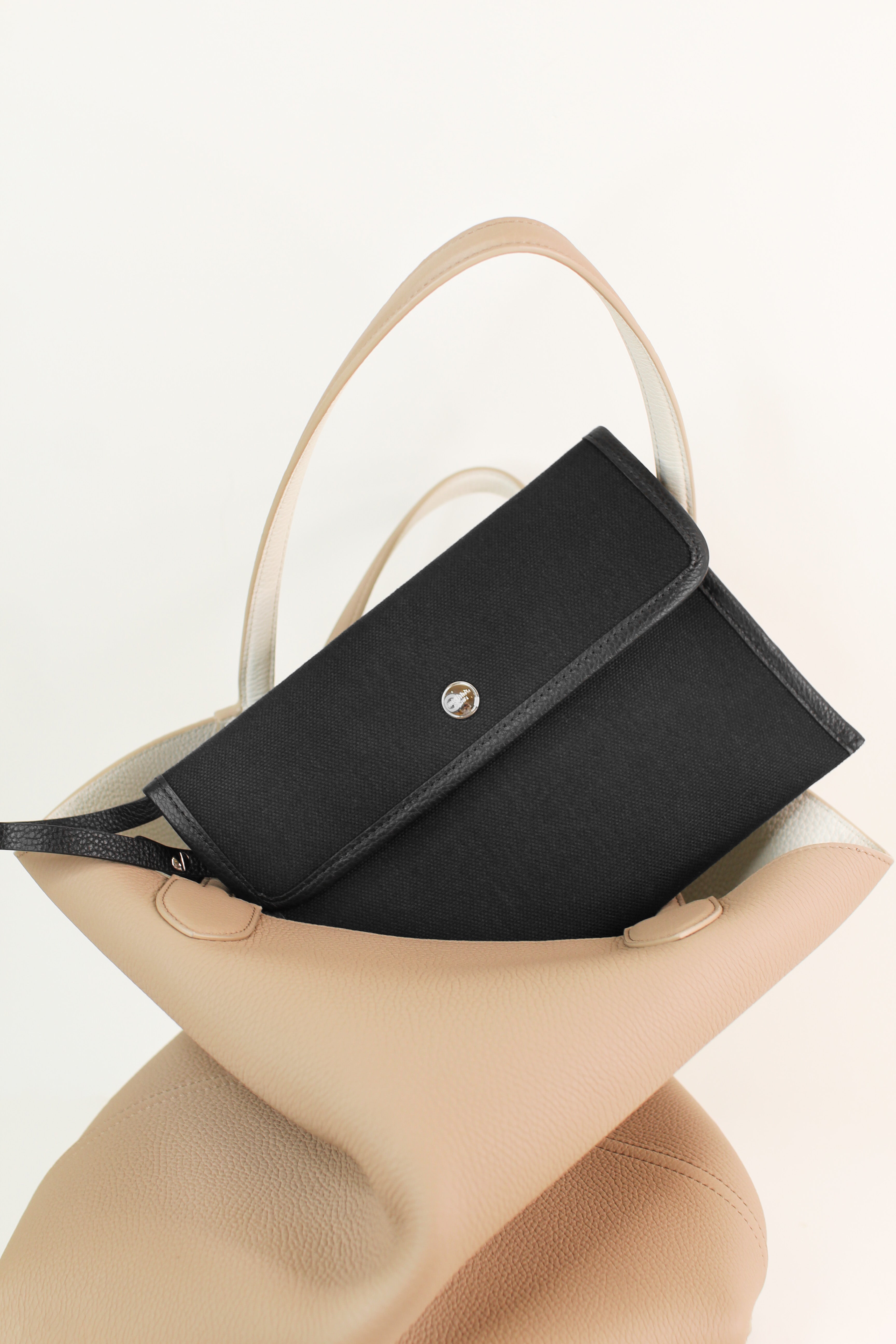 RIVOLI REVERSIBLE LEATHER TOTE BAG NORTH/SOUTH TOURTERELLE/CRAIE