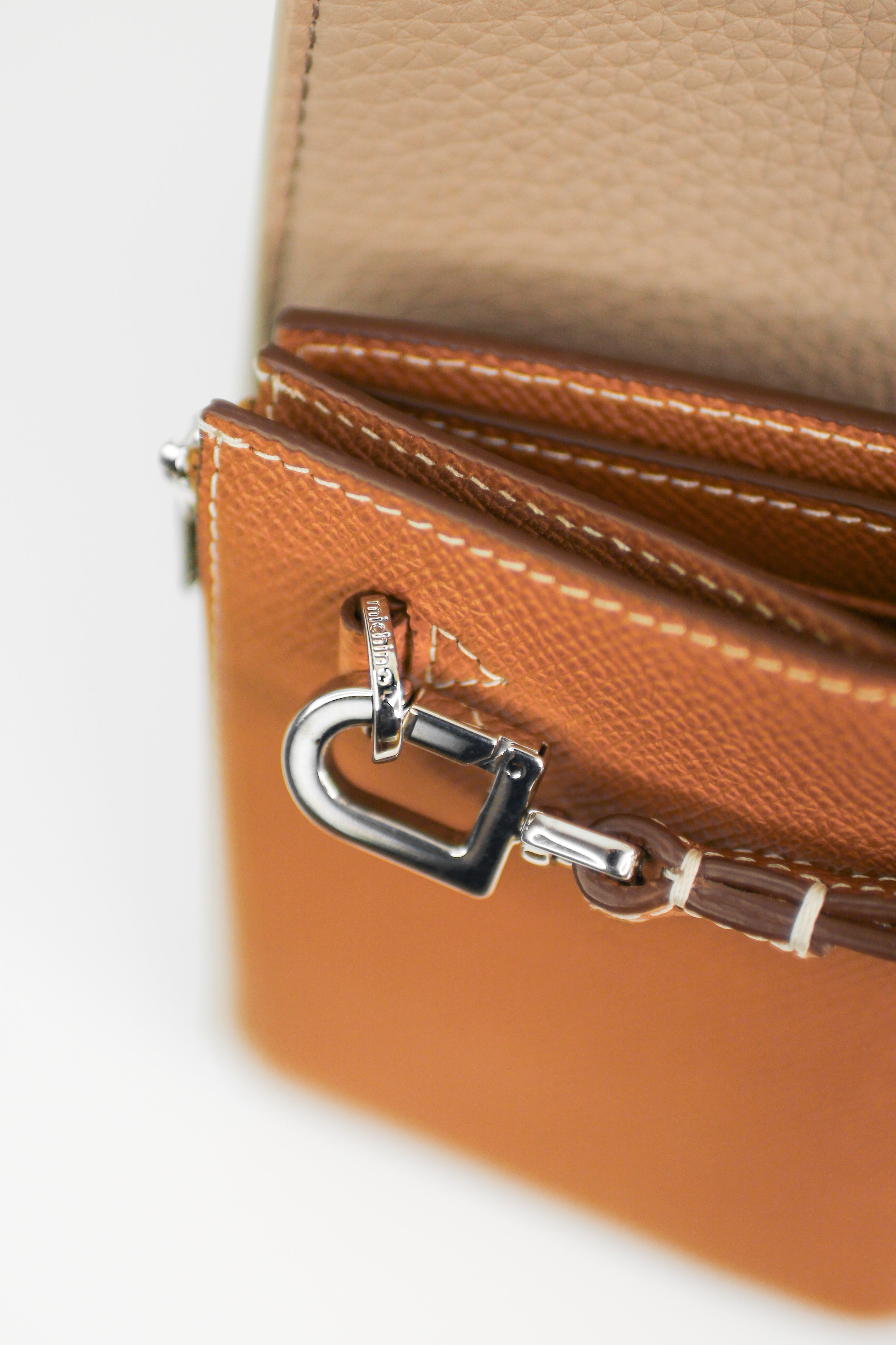 LEATHER STRAP GOLD