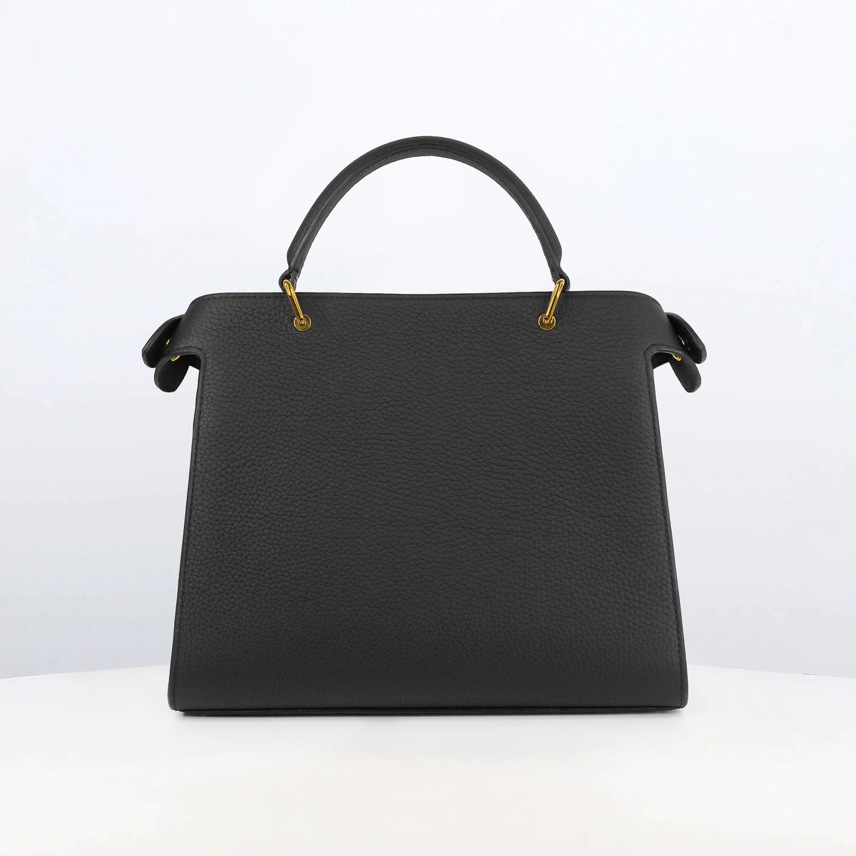 LEATHER HANDBAG LUTECE 27 BLACK WITH GOLD HARWARE