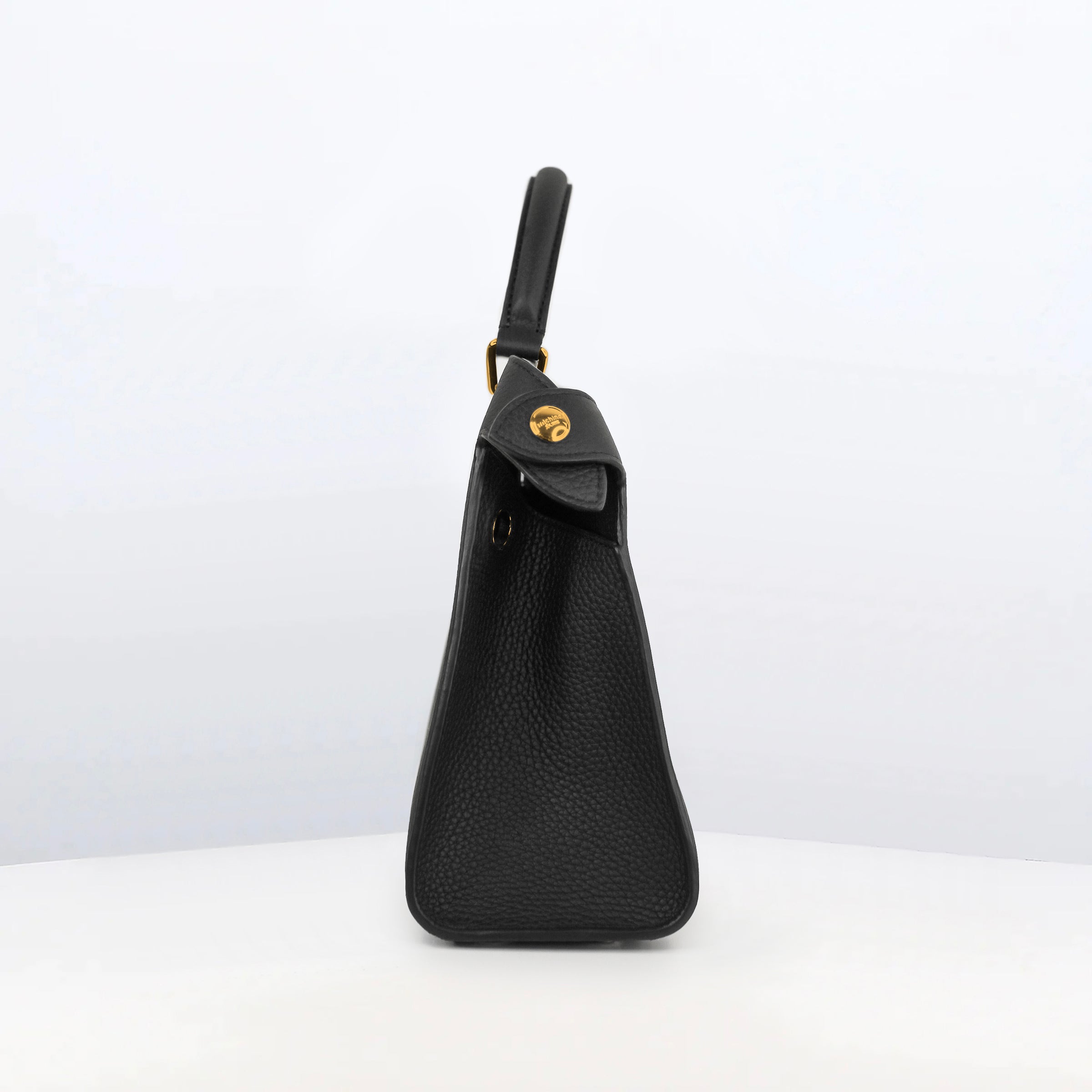 LEATHER HANDBAG LUTECE 27 BLACK WITH GOLD HARDWARE