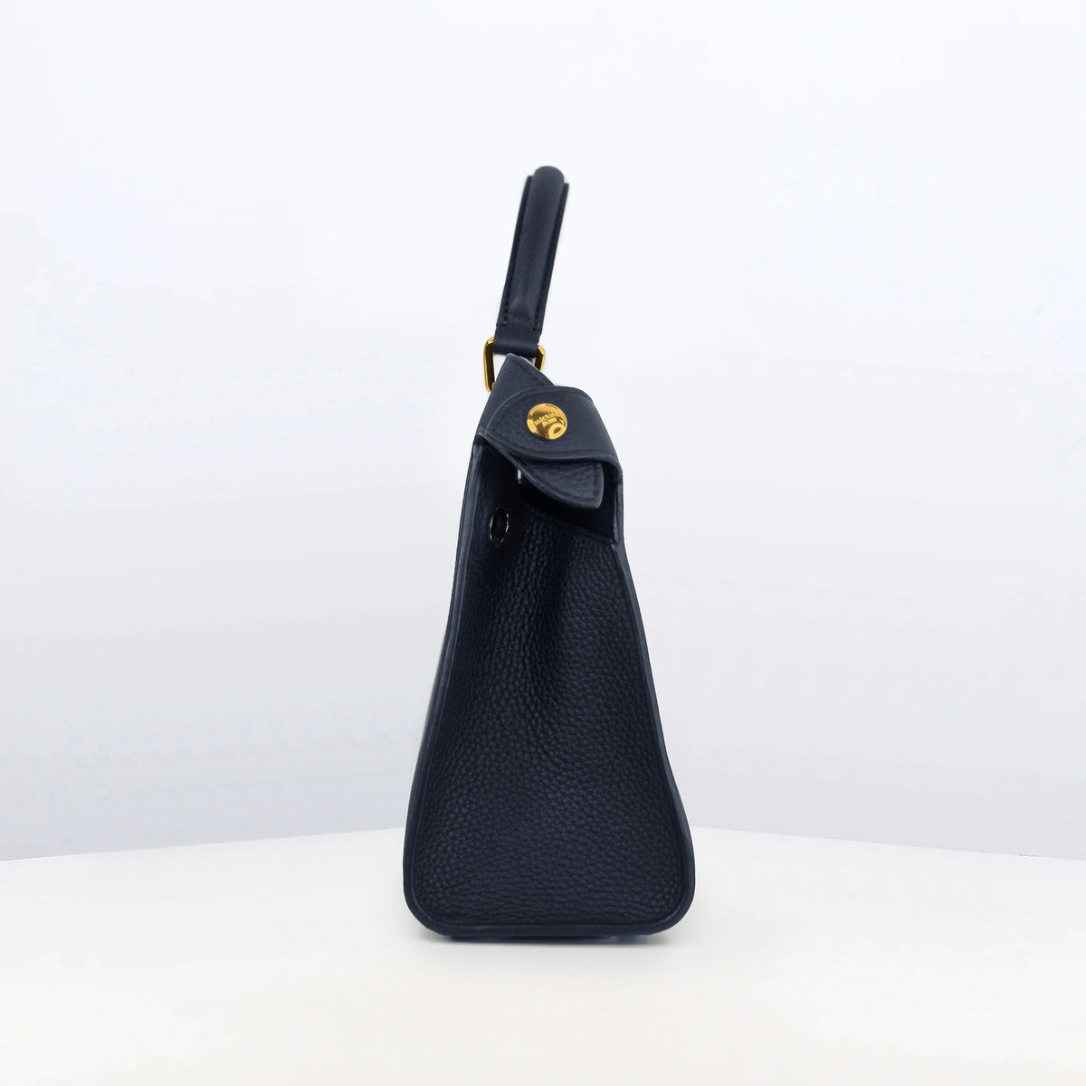 LEATHER HANDBAG LUTECE 27 ECLIPSE WITH GOLD HARWARE