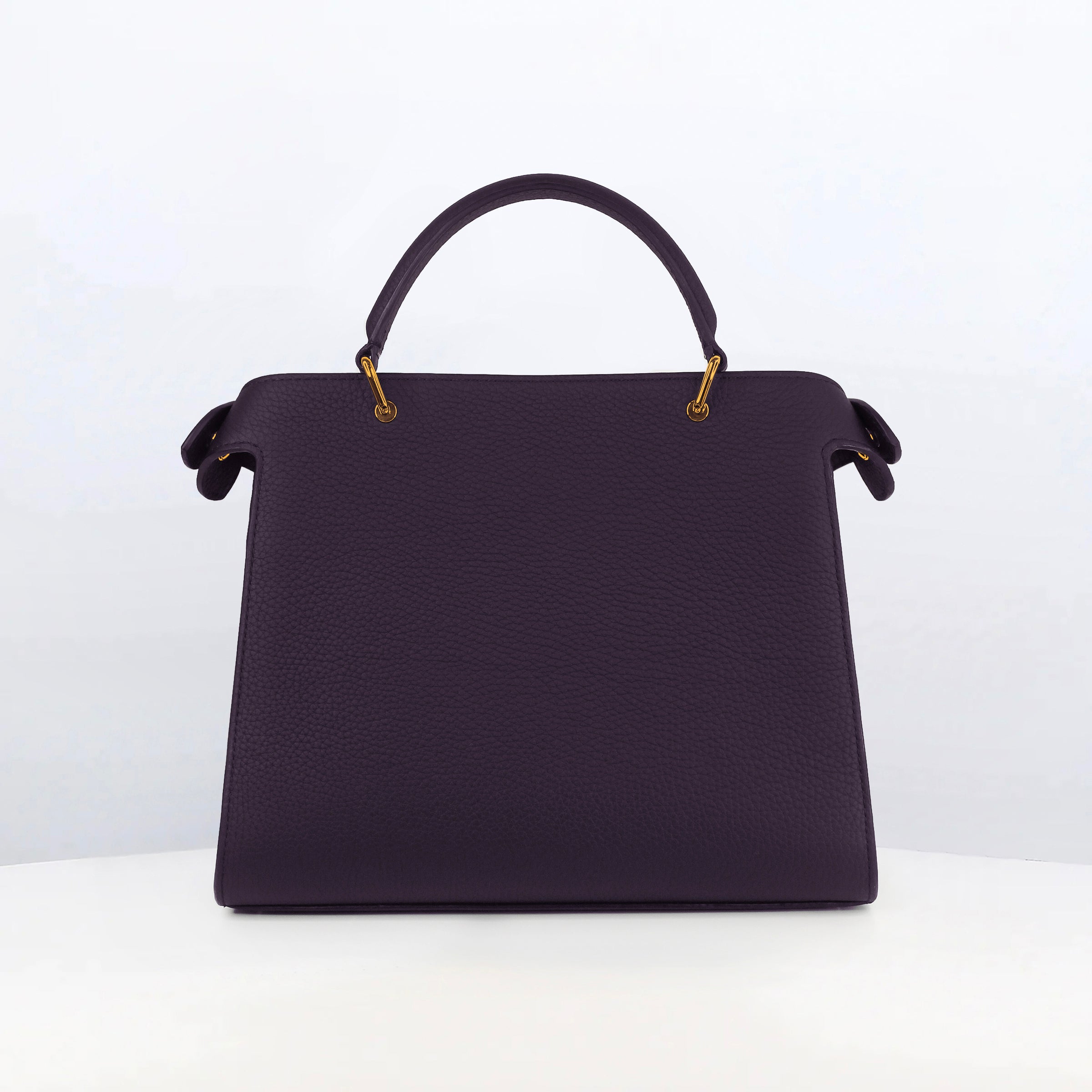 LEATHER HANDBAG LUTECE 27 RAISIN WITH GOLD HARDWARE