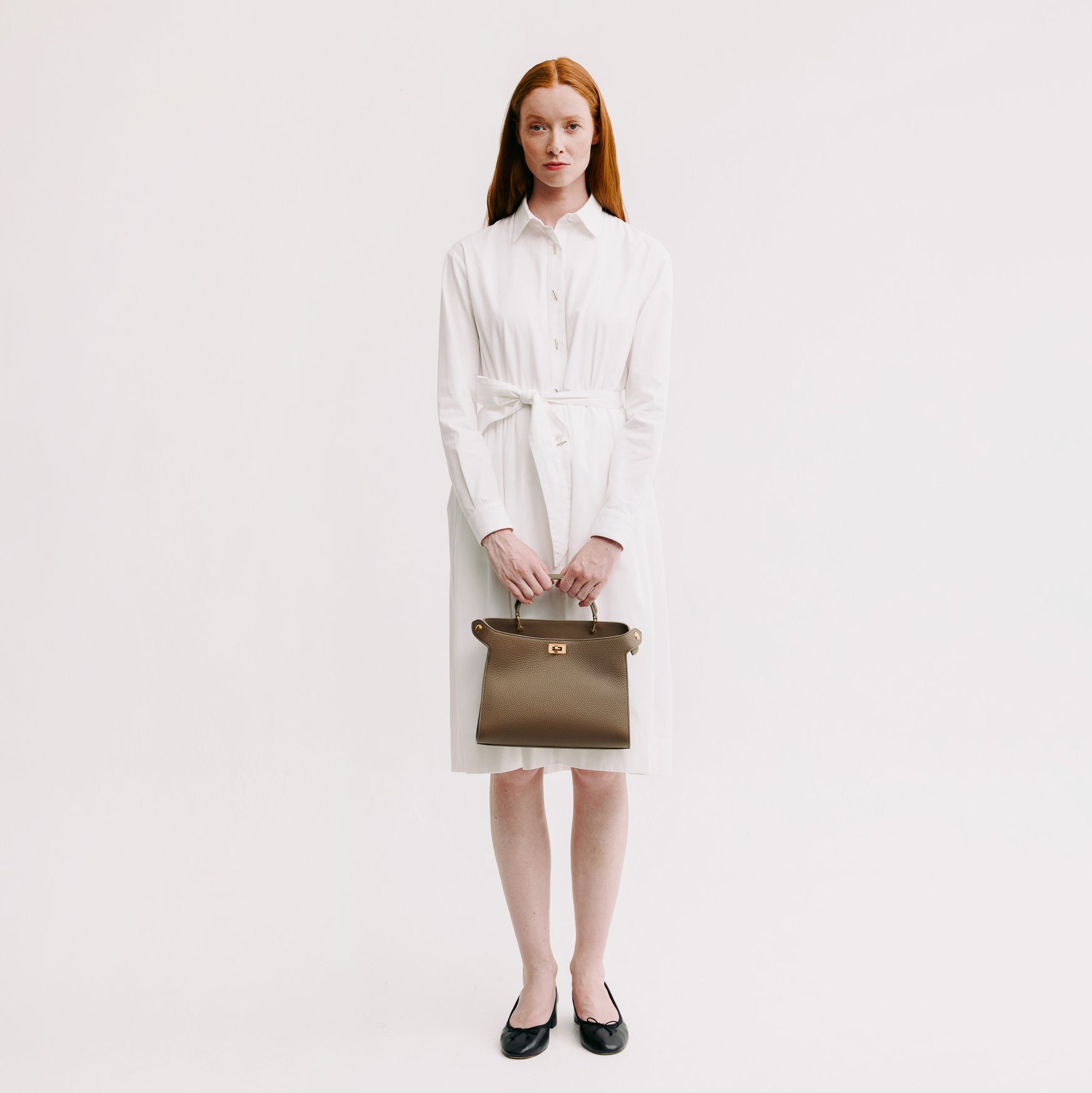 LEATHER HANDBAG LUTECE 27 TAUPE WITH GOLD HARWARE