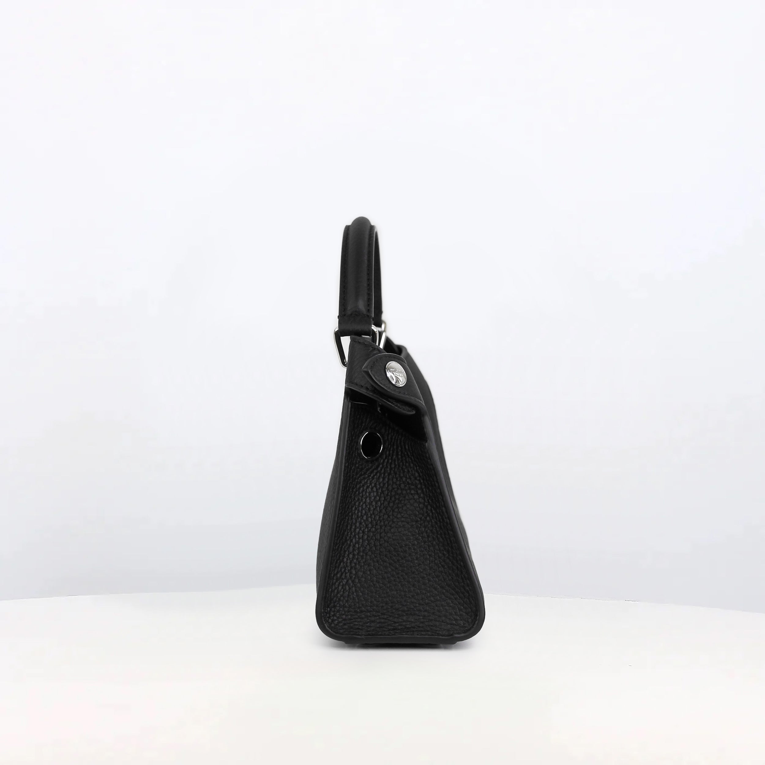 LEATHER HANDBAG LUTECE NANO BLACK