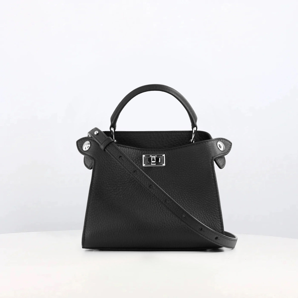 LEATHER HANDBAG LUTECE NANO BLACK