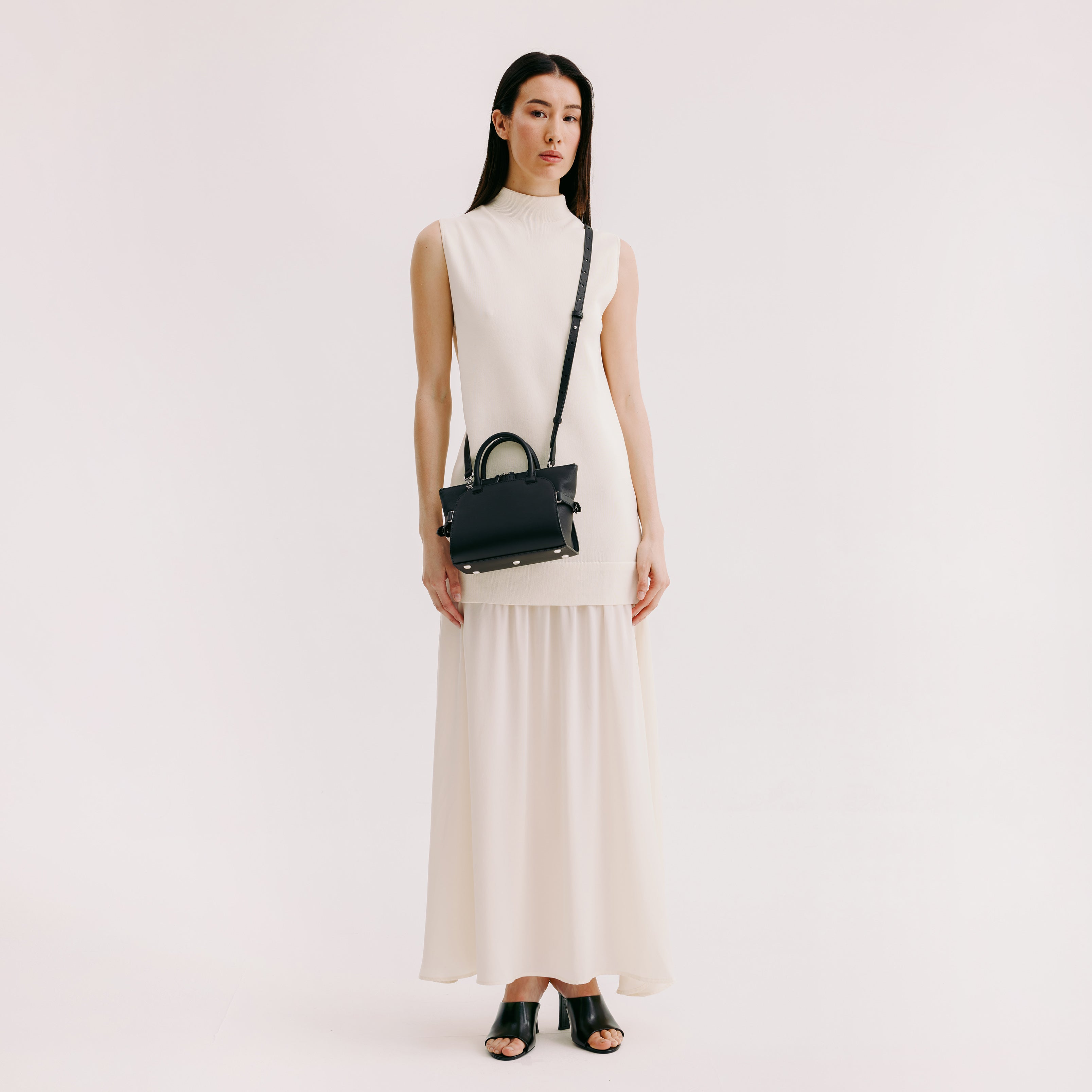 LEATHER HANDBAG SEPTIEME MINI BLACK