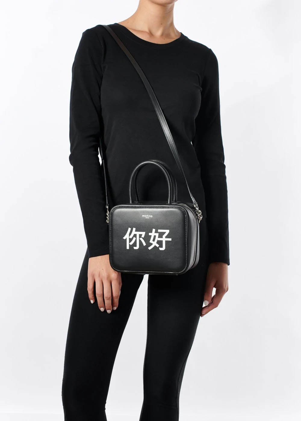 "Archive Event" LEATHER HANDBAG PIGALLE PM 你好