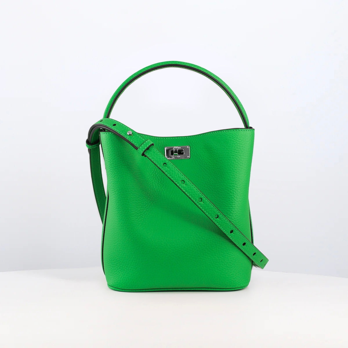 LEATHER BUCKET BAG ODEON MINI BAMBOO