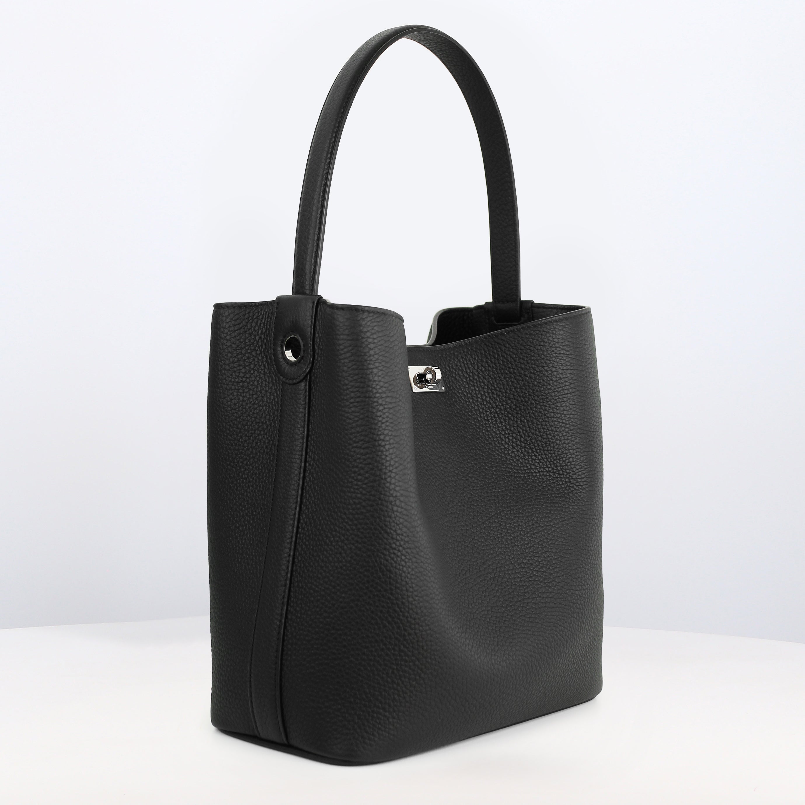 LEATHER BUCKET BAG ODEON PM BLACK