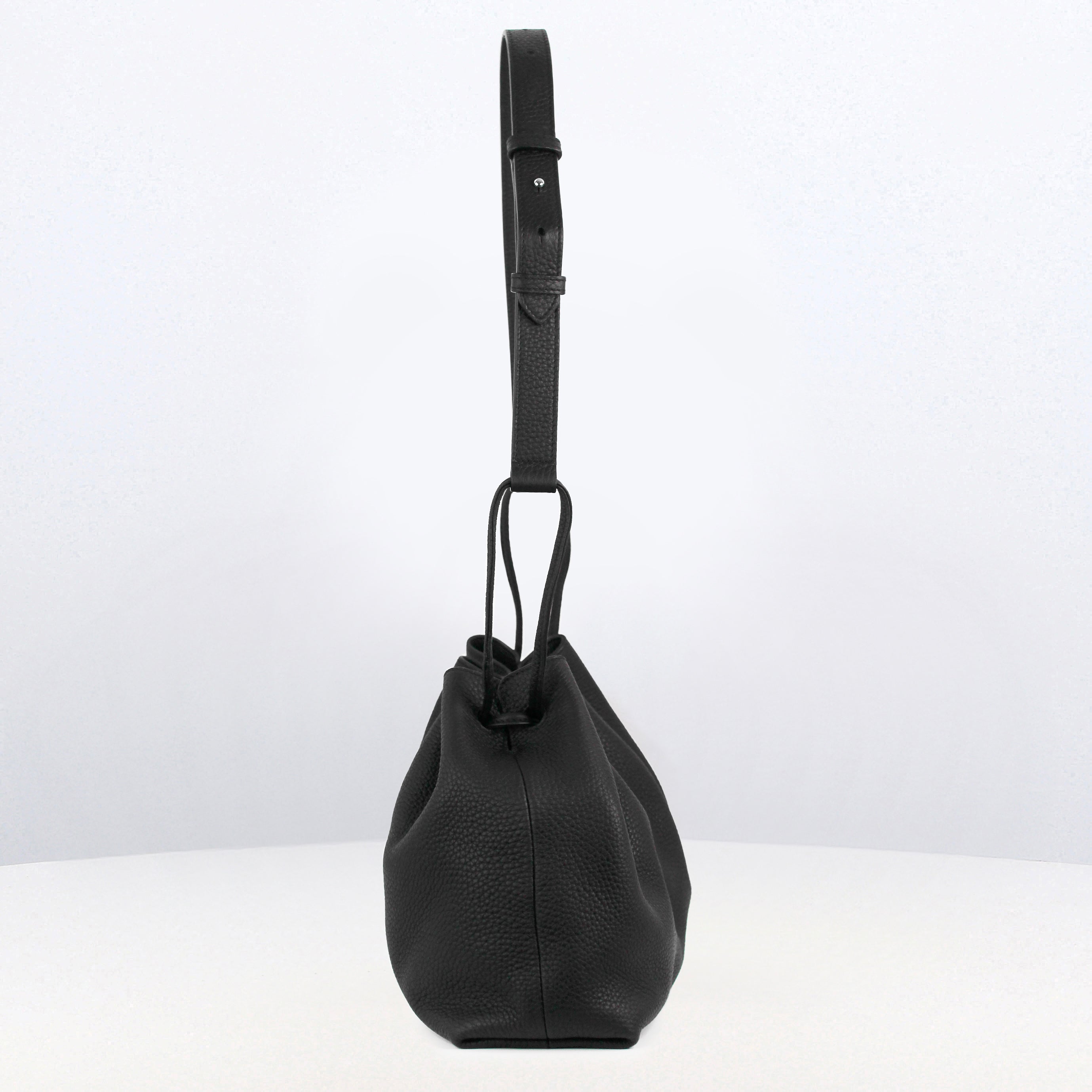 "Archive Event" LEATHER DRAWSTRING BAG COLETTE PM BLACK