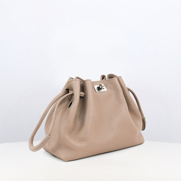 LEATHER DRAWSTRING BAG COLETTE TOURTERELLE
