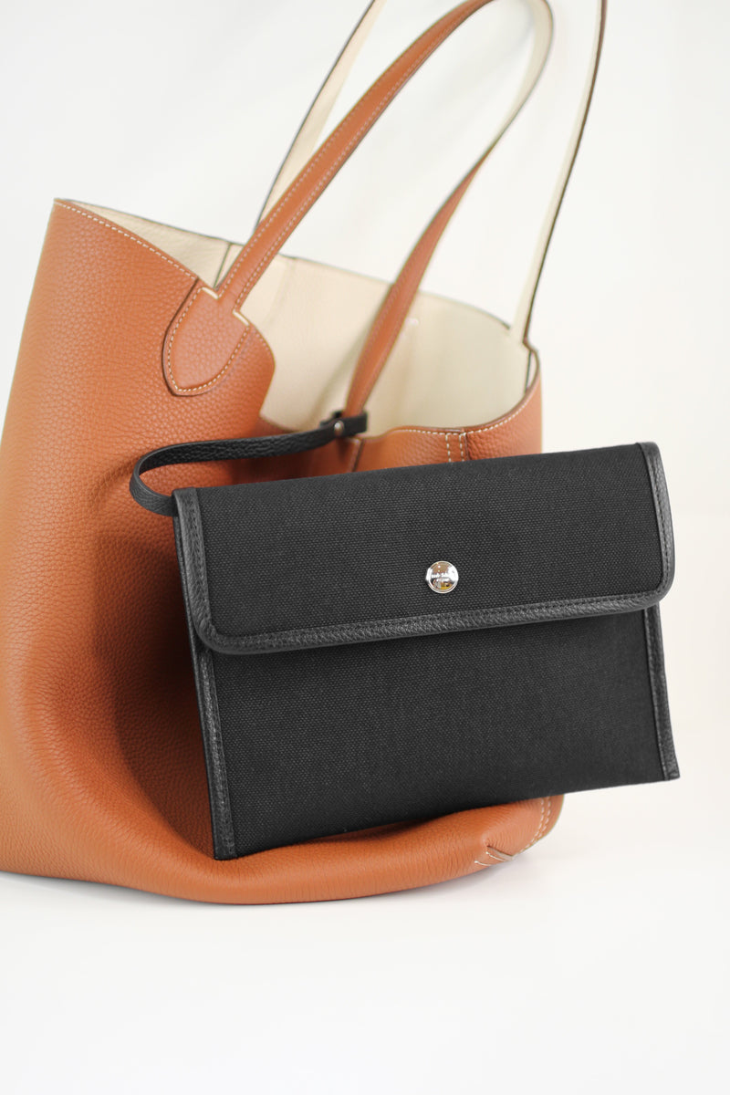 RIVOLI REVERSIBLE LEATHER TOTE BAG EAST/WEST GOLD/IVORY