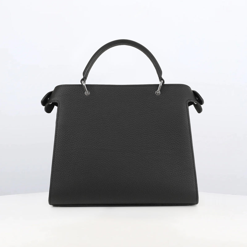LEATHER HANDBAG LUTECE 27 BLACK
