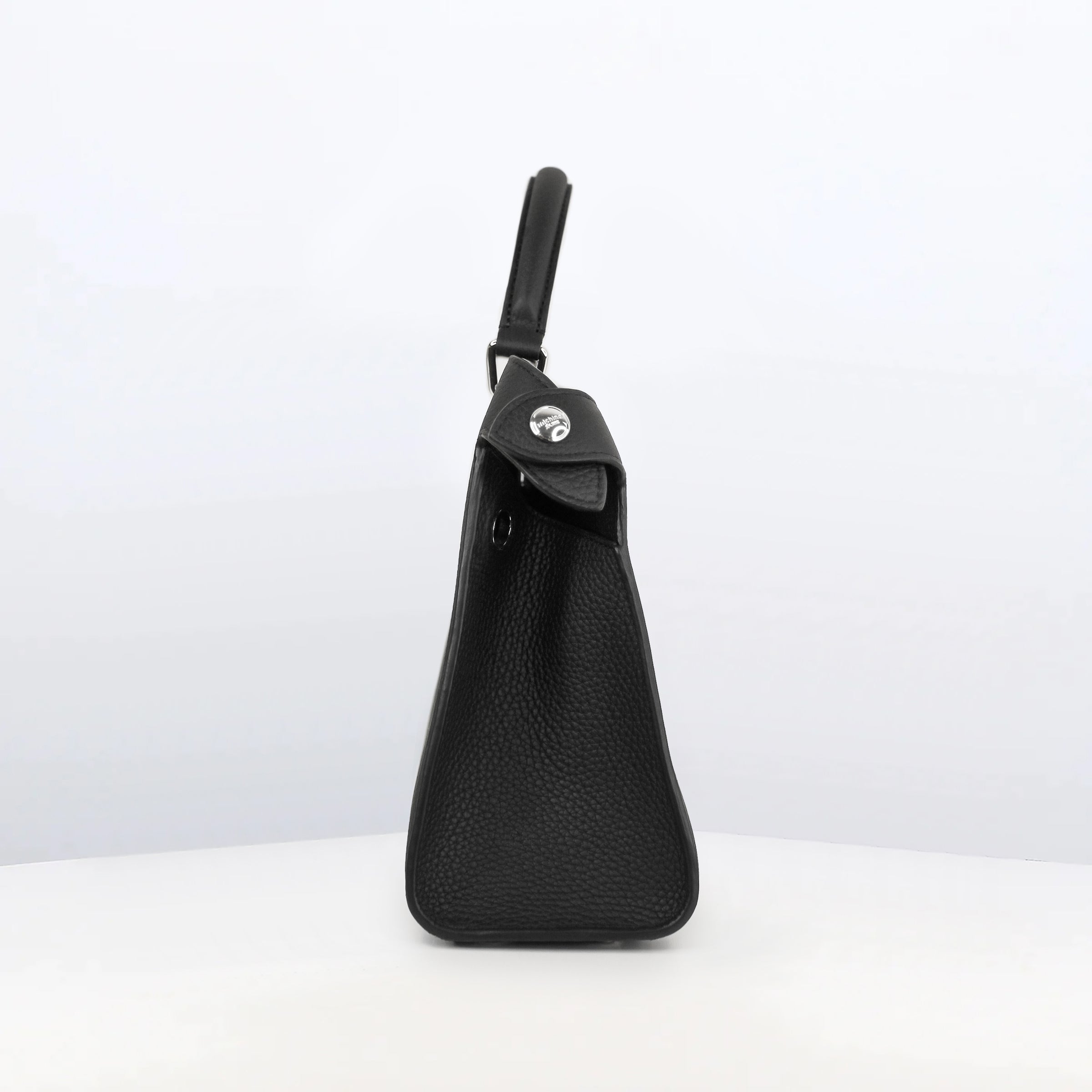 LEATHER HANDBAG LUTECE 27 BLACK