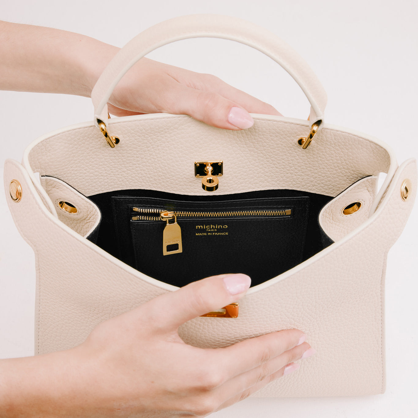 LEATHER HANDBAG LUTECE 27 IVORY WITH GOLD HARWARE