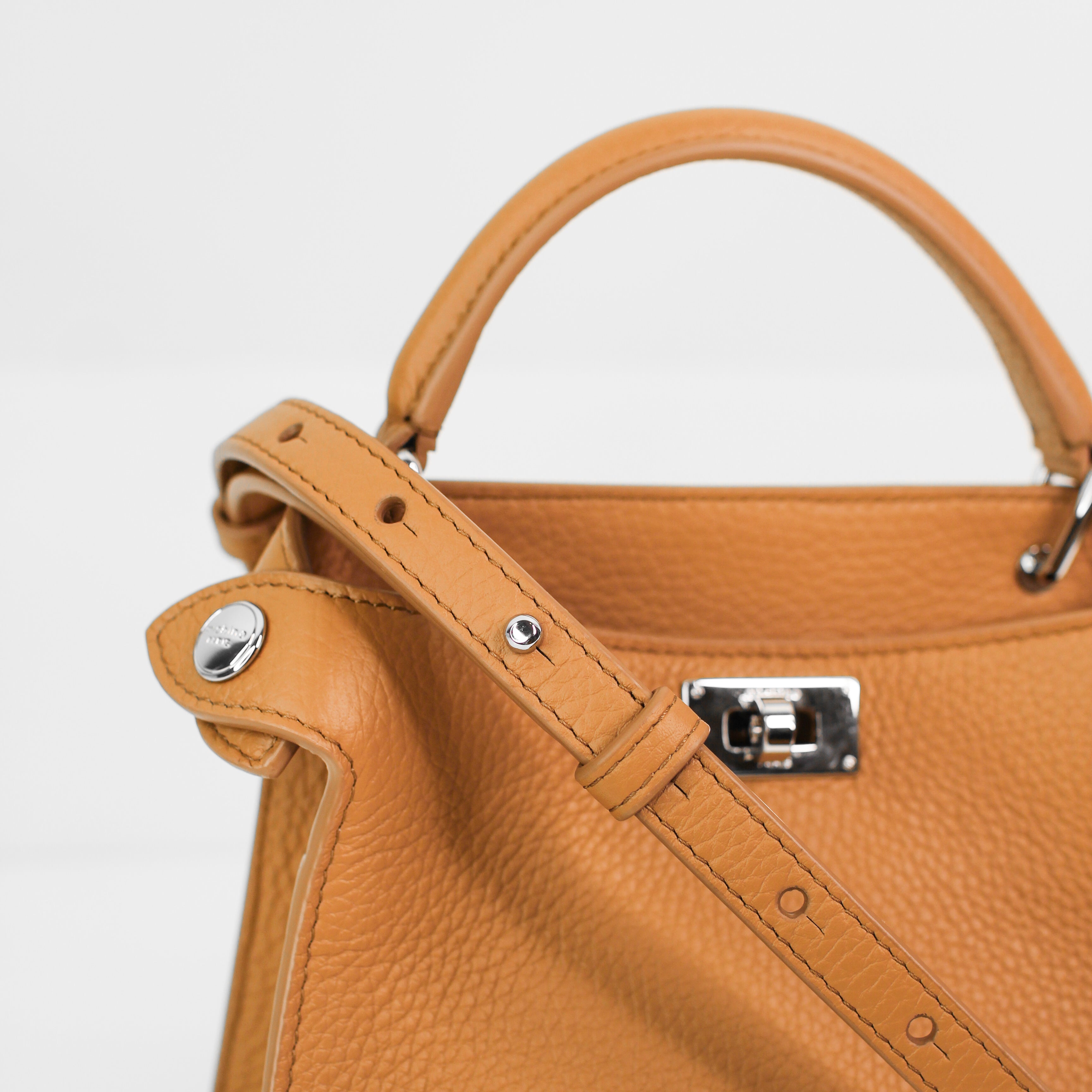 LEATHER HANDBAG LUTECE NANO CAMEL