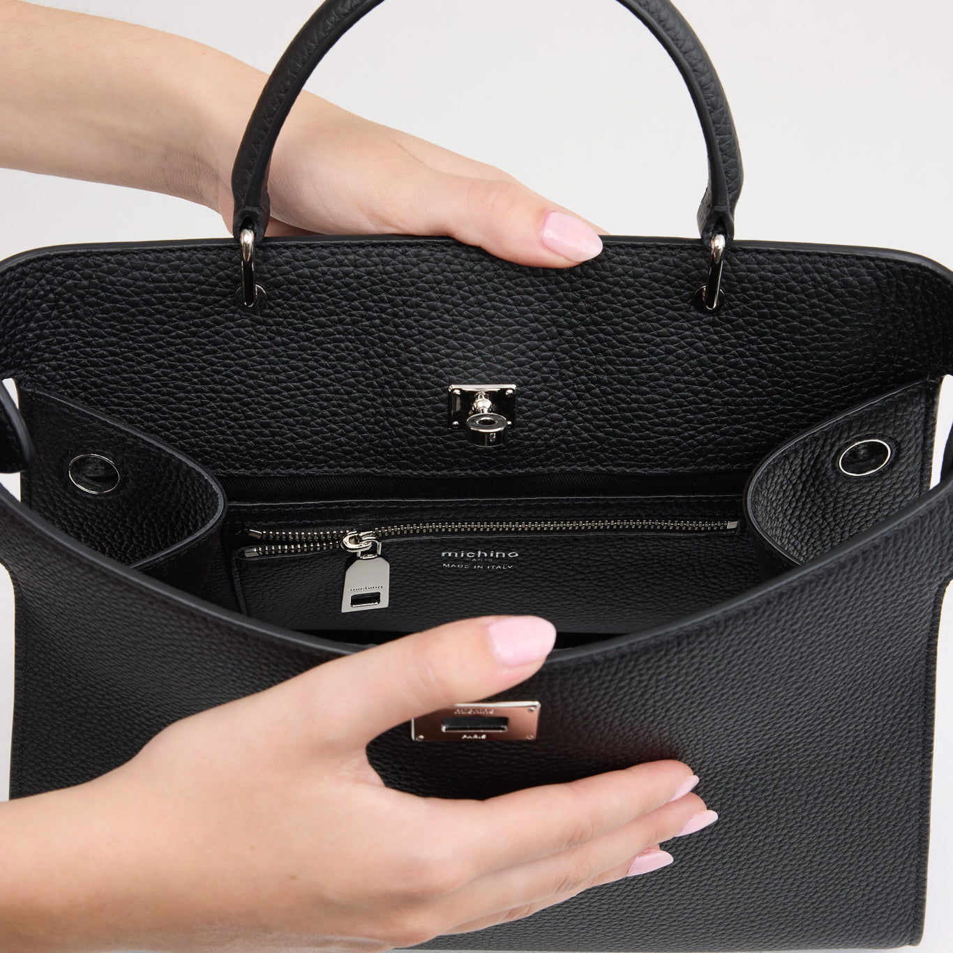 "Archive Event" LEATHER HANDBAG LUTECE PM BLACK