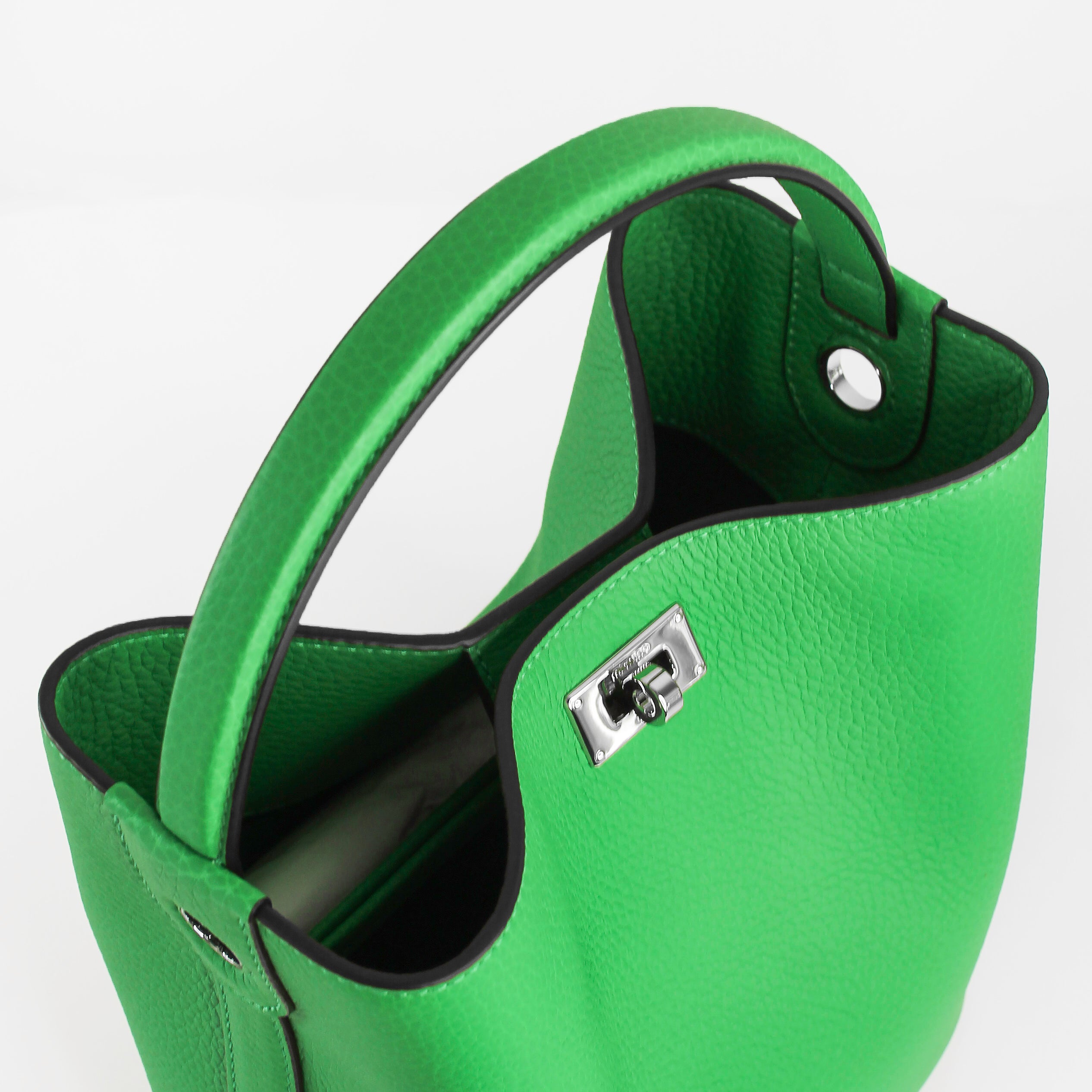 LEATHER BUCKET BAG ODEON MINI BAMBOO