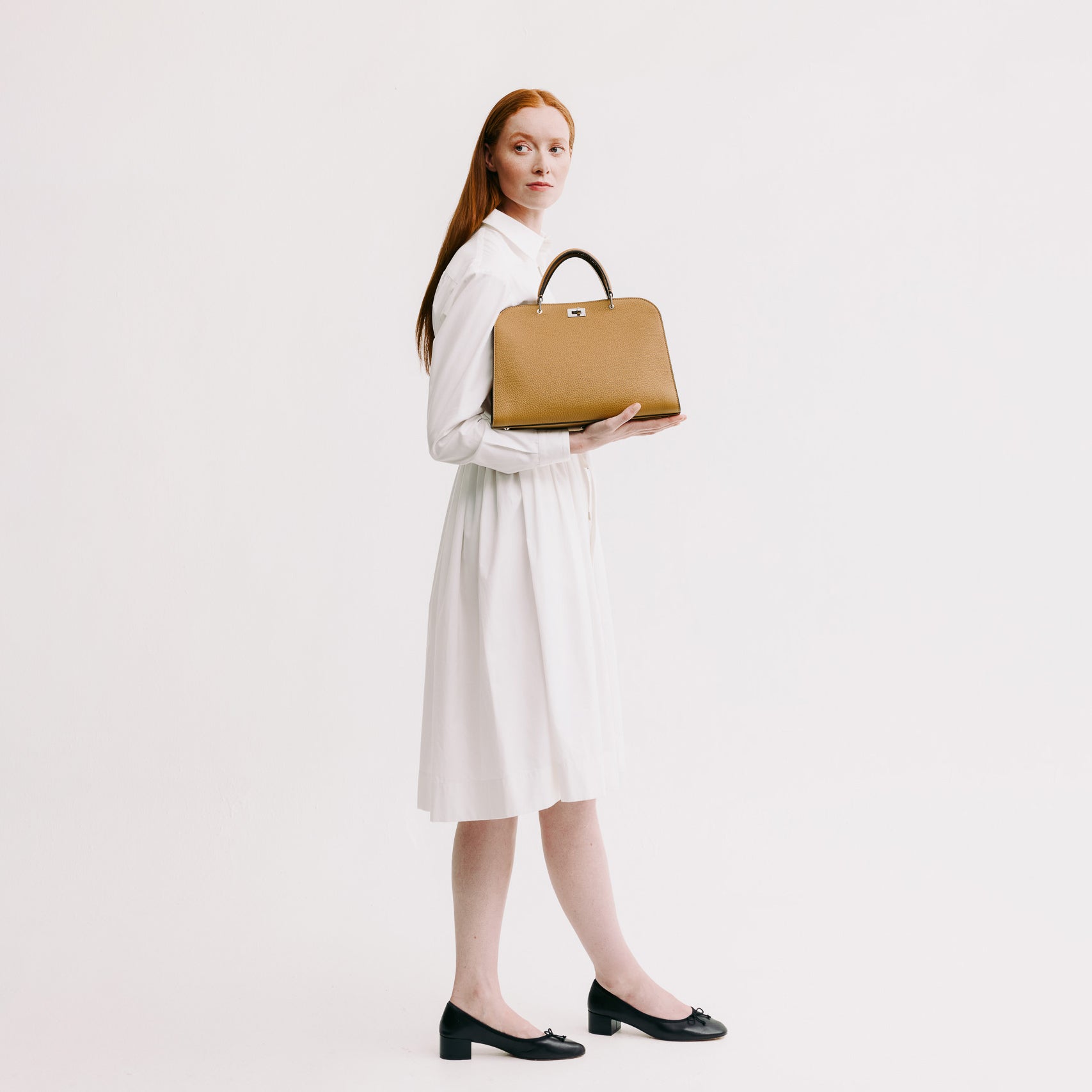 LEATHER HANDBAG OPERA PM BISCOTTO
