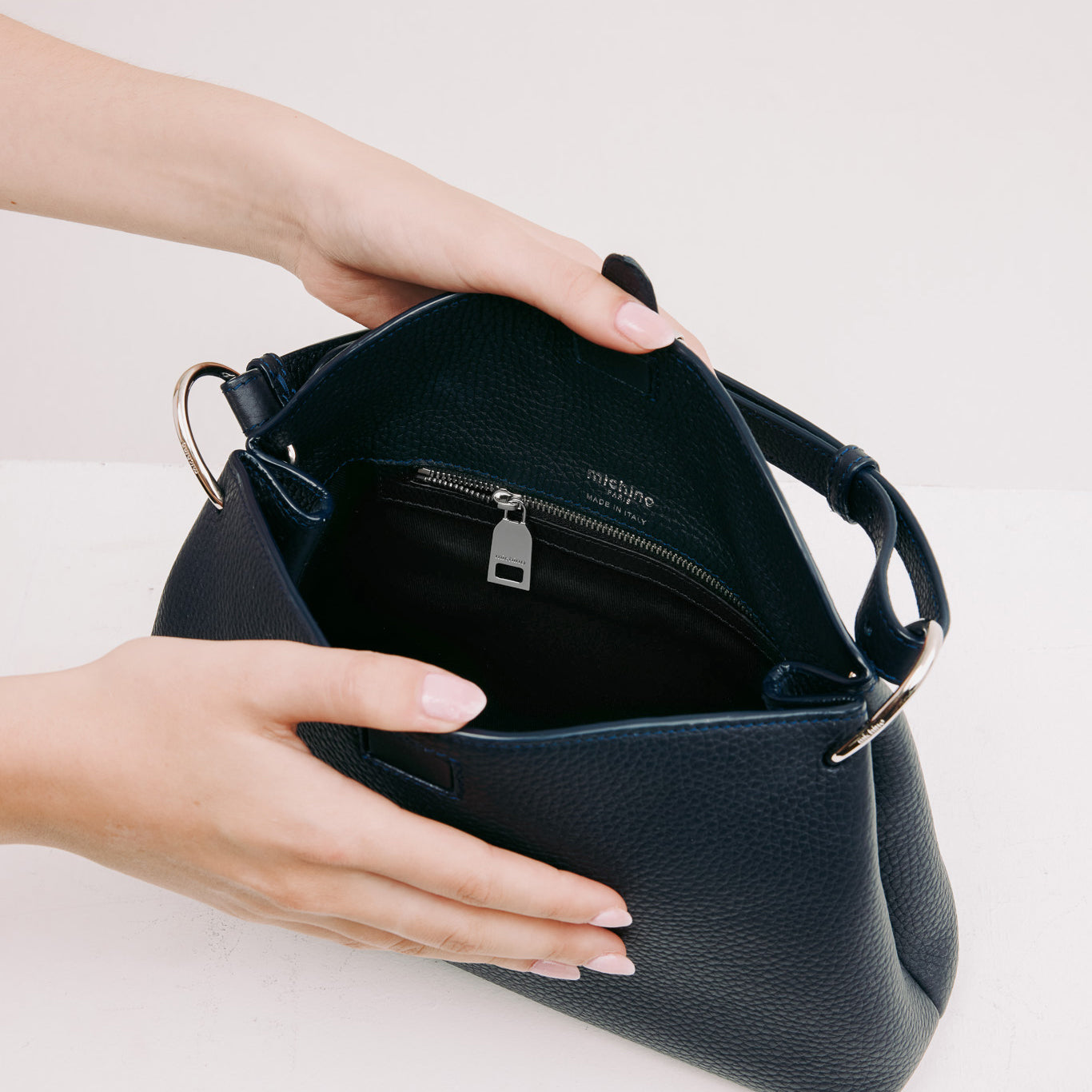 LEATHER HANDBAG PASSY MINI ECLIPSE