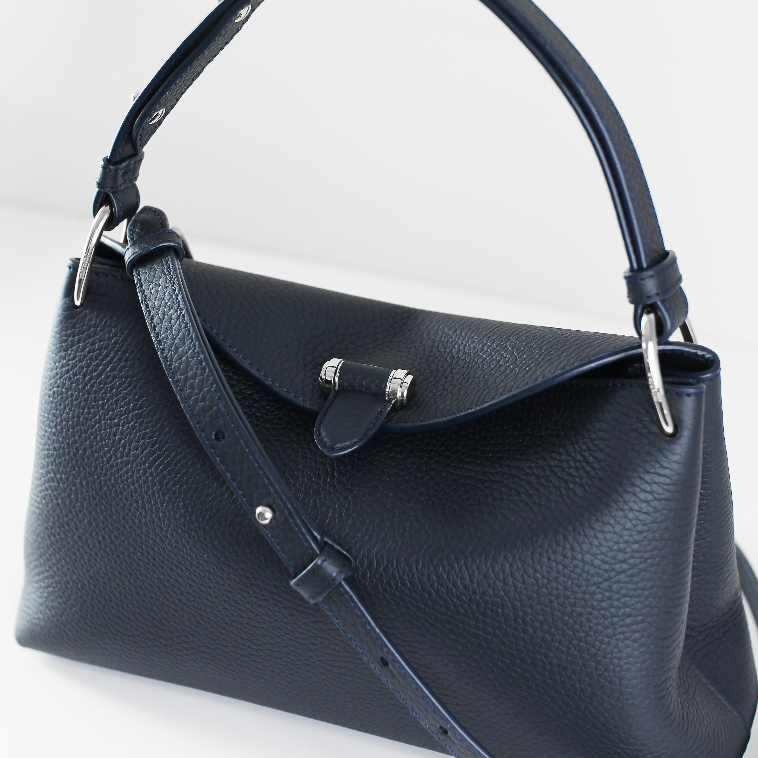 LEATHER HANDBAG PASSY MINI ECLIPSE