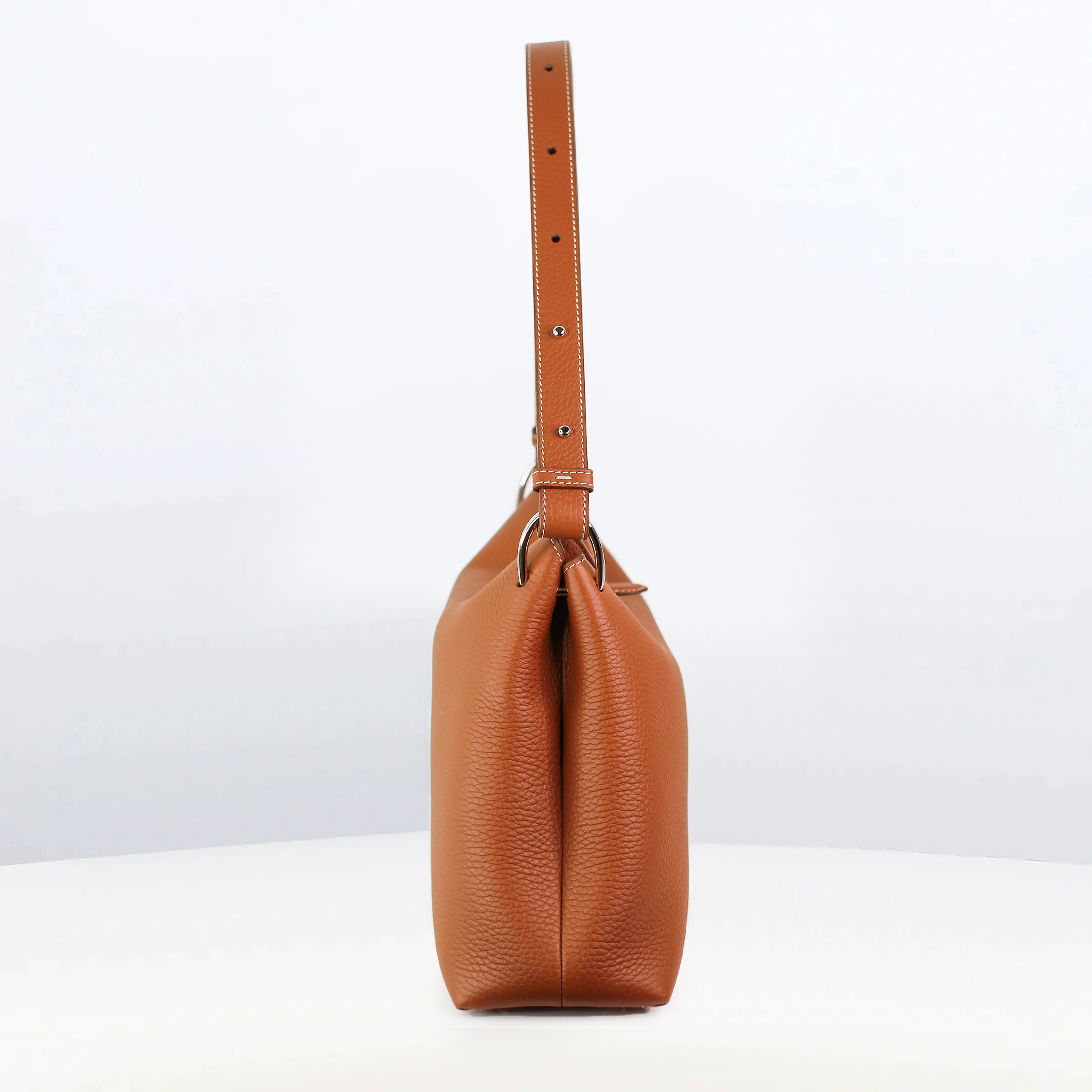 LEATHER HANDBAG PASSY PM GOLD