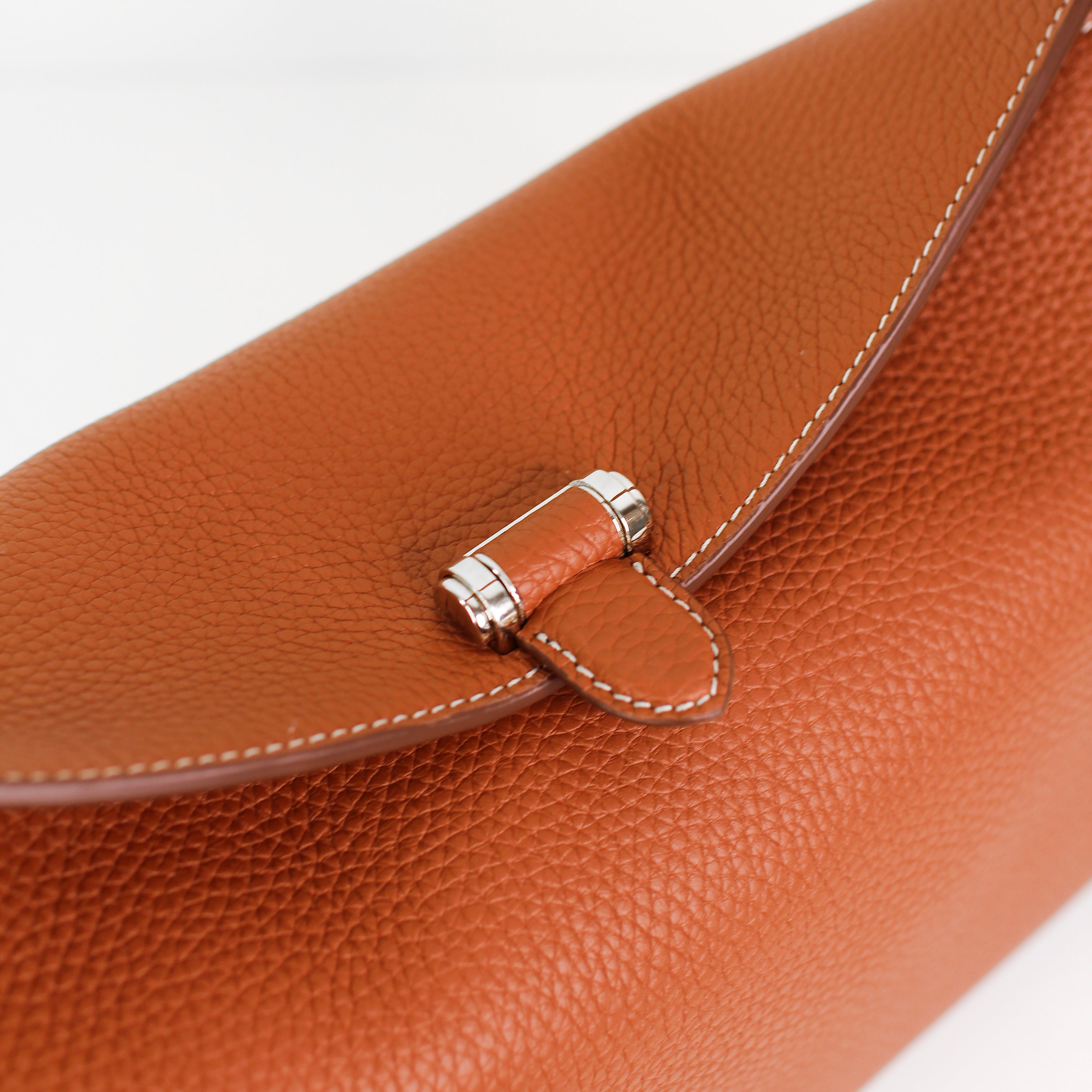LEATHER HANDBAG PASSY PM GOLD