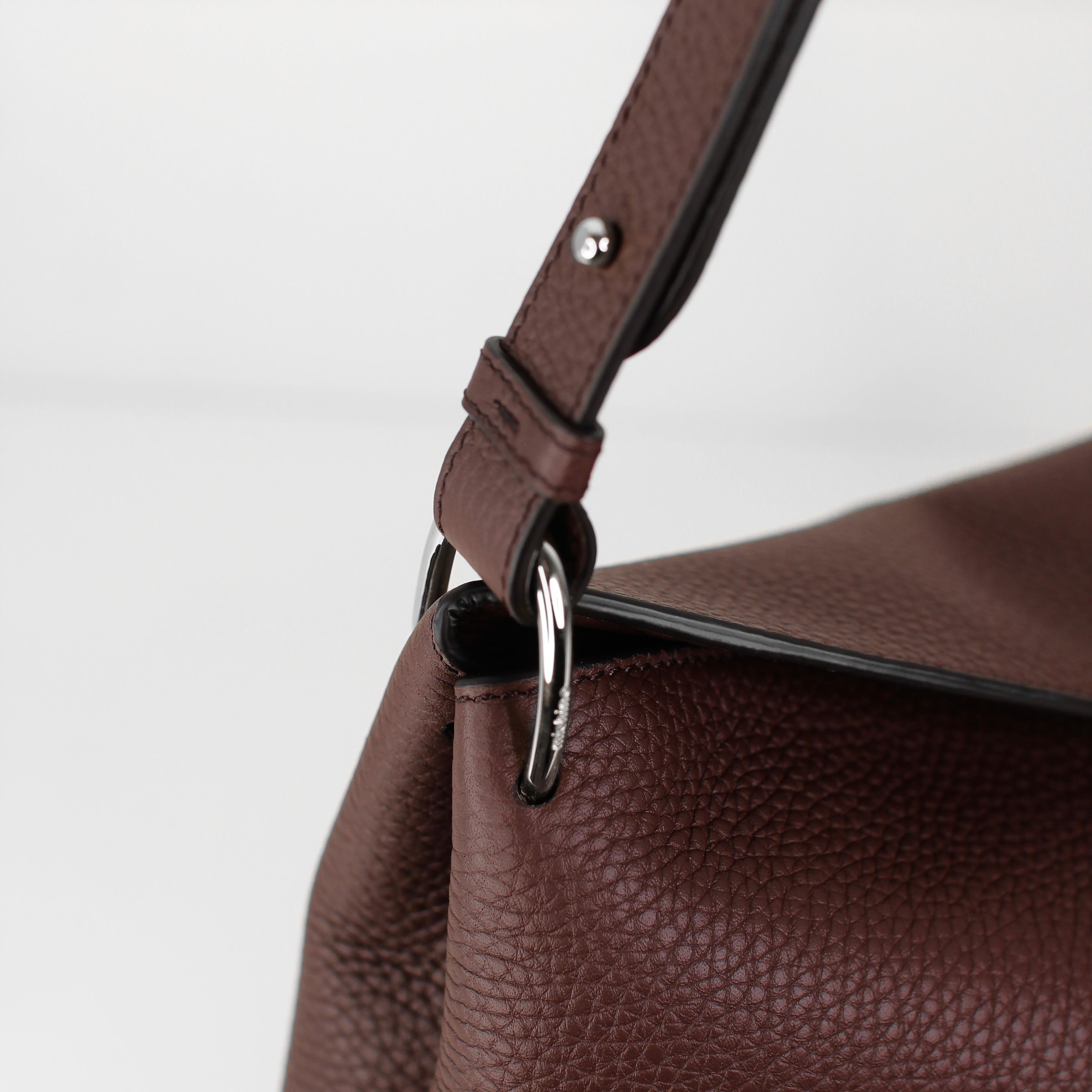 LEATHER HANDBAG PASSY PM PRUNE