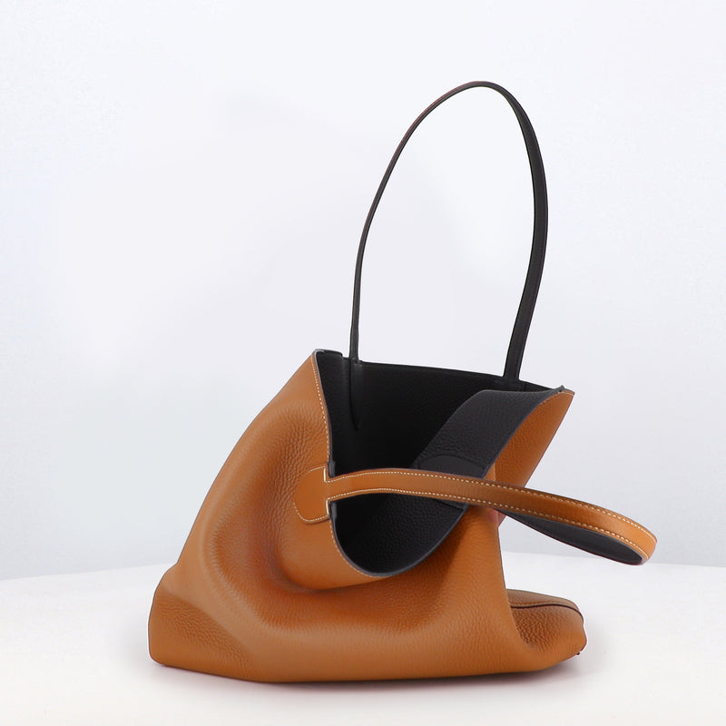RIVOLI REVERSIBLE LEATHER TOTE BAG EAST/WEST CAMEL/SMOKE
