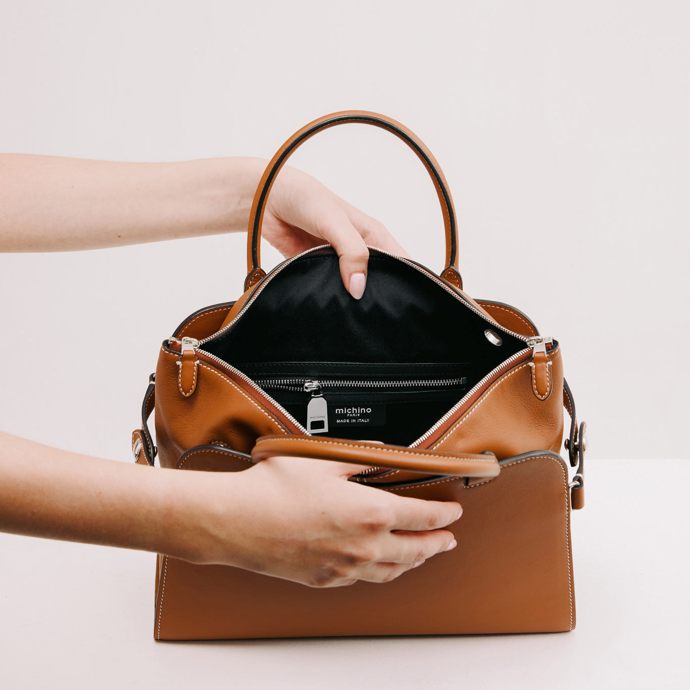 LEATHER HANDBAG SEPTIEME PM GOLD
