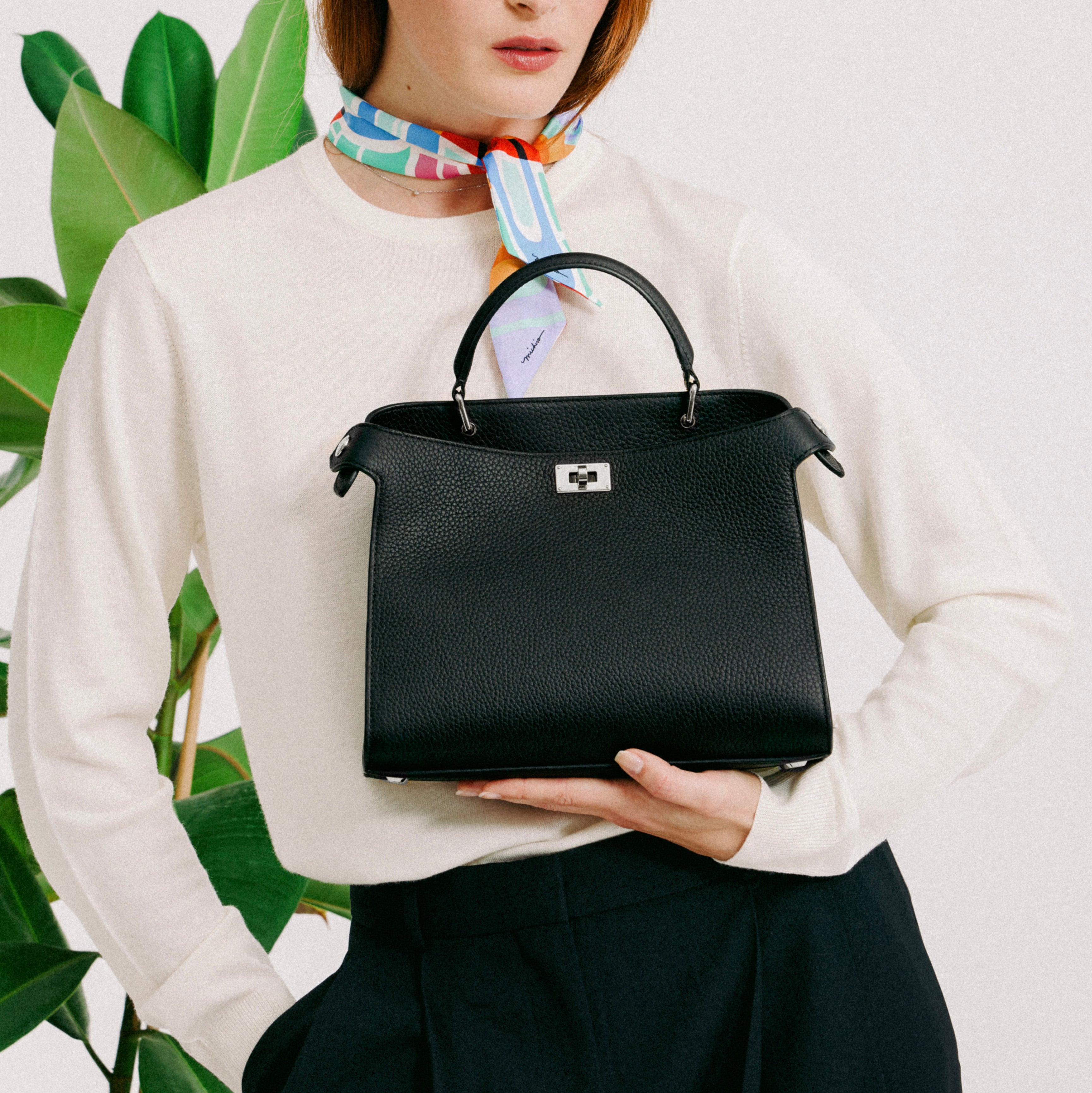 LEATHER HANDBAG LUTECE 27 BLACK