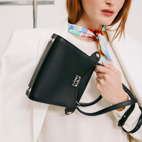 LEATHER HANDBAG LUTECE NANO BLACK